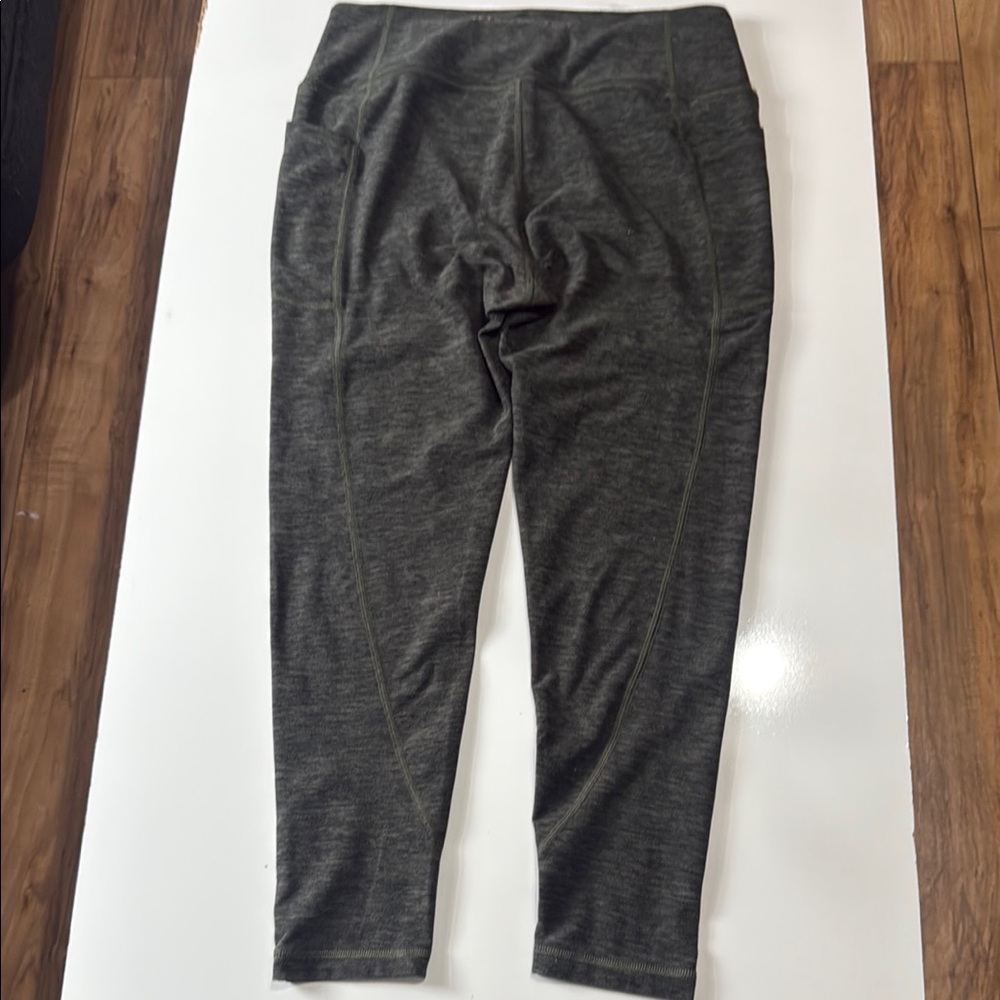 Victoria's Secret Gray and Green Leggings Soft Stretchy Comfort. ( Lot of 2 ) - Picture 5 of 14